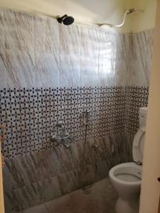 Bathroom Image of 900 Sq.ft 2 BHK Builder Floor for rent in Electronic City Bengaluru for Rs. 20000