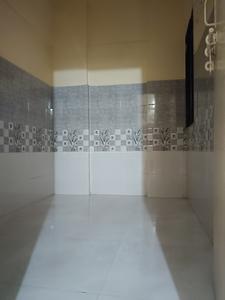 Bathroom Image of 260 Sq.ft 1 RK Apartment / Flat for rent in Mankhurd Mumbai for Rs. 11000