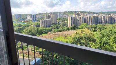 Balcony Image of 900 Sq.ft 2 BHK Apartment / Flat for rent in Enerrgia Skyi Manas Lake, Bhukum Pune for Rs. 18500