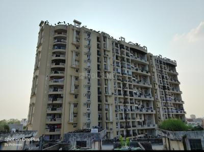 Image of 2150 Sq.ft 3 BHK Apartment / Flat for rent in Gemini Gardenia, Phase 3rd, Gorakhpur for Rs. 21000