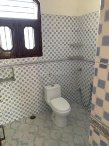 Bathroom Image of 1850 Sq.ft 2 BHK Builder Floor for rent in Sector 12A Panchkula for Rs. 26000