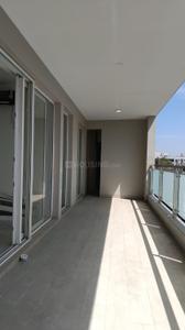 Balcony Image of 3050 Sq.ft 4 BHK Builder Floor for sale in DLF Independent Floors At Dlf City Phase III, DLF Phase 3 Gurgaon for Rs. 80000000