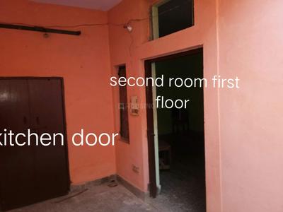 Bedroom Image of 540 Sq.ft 4 BHK Independent House for sale in Madhopura Ghaziabad for Rs. 2800000