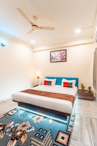 Bedroom Image of 1200 Sq.ft 2 BHK Apartment / Flat for rent in Old Palasia Indore for Rs. 22000