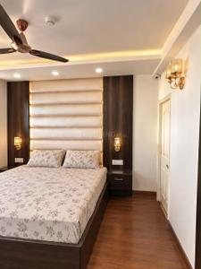Bedroom Image of 1750 Sq.ft 3 BHK Apartment / Flat for rent in Prateek Stylome, Sector 45 Noida for Rs. 62000