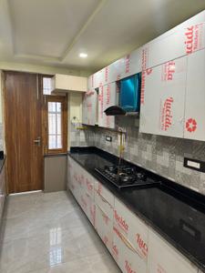 Kitchen Image of 1750 Sq.ft 3.5 BHK Apartment / Flat for rent in Shatabdi Vihar, Sector 61 Noida for Rs. 45000