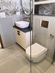 Common Bathroom Image of 4500 Sq.ft 4 BHK Builder Floor for sale in DLF Phase 2, DLF Phase 1 Gurgaon for Rs. 90000000