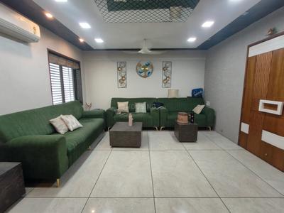 Hall Image of 2394 Sq.ft 4 BHK Apartment / Flat for sale in Bodakdev Ahmedabad for Rs. 21500000