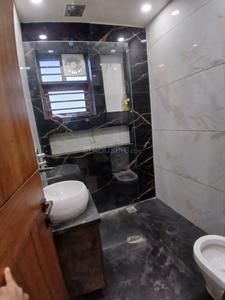 Bathroom Image of 2250 Sq.ft 3 BHK Builder Floor for sale in Sector 32 Faridabad for Rs. 18000000
