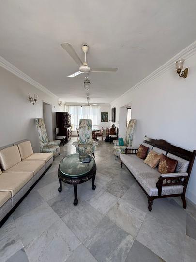 Hiranandani Gardens Lake Castle Main Image 1