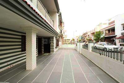 Balcony Image of 2745 Sq.ft 6 BHK Independent House for sale in Ghatlodiya Ahmedabad for Rs. 38000000
