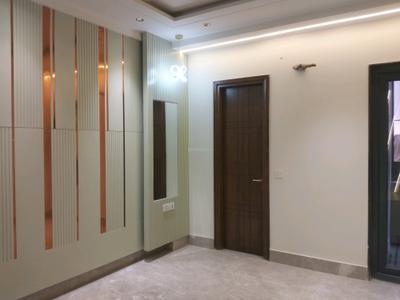 Bedroom Image of 1800 Sq.ft 3 BHK Builder Floor for sale in Vikaspuri New Delhi for Rs. 32000000