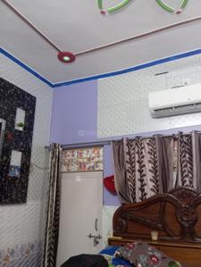 Bedroom Image of 1200 Sq.ft 4 BHK Builder Floor for sale in Koila Alipur Bangar Mathura for Rs. 4500000