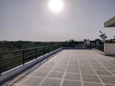 Terrace Image of 4500 Sq.ft 8 BHK Apartment / Flat for rent in Hill View Apartments, Vasant Vihar New Delhi for Rs. 325000