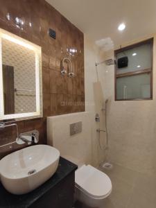 Bathroom Image of 2925 Sq.ft 3 BHK Builder Floor for sale in Defence Colony New Delhi for Rs. 166500000