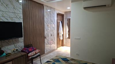 Bedroom Image of 1800 Sq.ft 3 BHK Builder Floor for sale in Bali Nagar New Delhi for Rs. 40000000