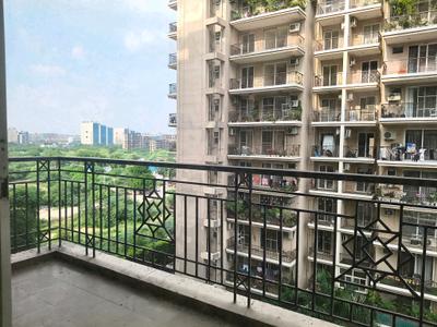 Living Room Image of 2400 Sq.ft 4 BHK Apartment / Flat for sale in Tulip Purple, Sector 69 Gurgaon for Rs. 28800000