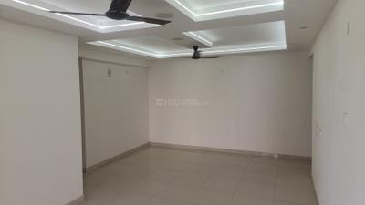 Living Room Image of 1900 Sq.ft 3 BHK Apartment / Flat for rent in Pareena Express Heights, Sector 99 Gurgaon for Rs. 38000