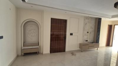 Living Room Image of 1620 Sq.ft 3 BHK Builder Floor for rent in Amolik Aster Woods, Sector 98 Faridabad for Rs. 30000