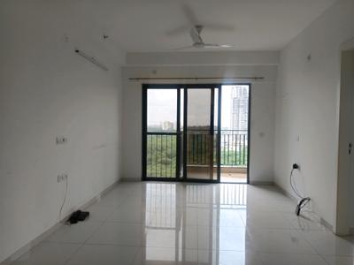 Living Room Image of 1000 Sq.ft 2 BHK Apartment / Flat for rent in Amanora Gold Towers, Hadapsar Pune for Rs. 36000