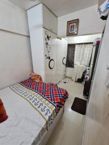 Bedroom Image of 751 Sq.ft 2 BHK Apartment / Flat for rent in Mahim Mumbai for Rs. 75000
