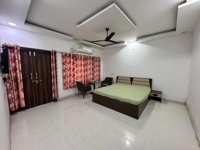 Bedroom Image of 3000 Sq.ft 4 BHK Independent House for rent in Bawadiya Kalan Bhopal for Rs. 50000