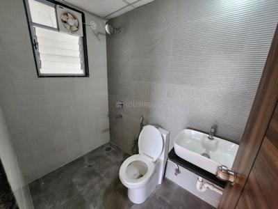 Bathroom Image of 1247 Sq.ft 3 BHK Apartment / Flat for sale in 27th Avenue, Bavdhan Pune for Rs. 12500000