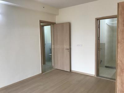 Bedroom Image of 1945 Sq.ft 3 BHK Apartment / Flat for sale in DLF Express Greens, Manesar Gurgaon for Rs. 17500000