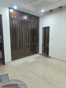 Bedroom Image of 1800 Sq.ft 3 BHK Builder Floor for sale in Kalkaji New Delhi for Rs. 35000000