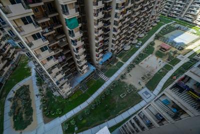 Balcony Image of 1179 Sq.ft 2.5 BHK Apartment / Flat for sale in Amrapali Silicon City, Sector 76 Noida for Rs. 12100000