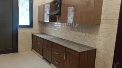 Kitchen Image of 2000 Sq.ft 3 BHK Builder Floor for rent in Unitech Nirvana Country, Sector 50 Gurgaon for Rs. 80000