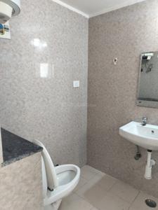 Image of 1650 Sq.ft 2 BHK Apartment / Flat for rent in Sector 16 Dwarka, New Delhi for Rs. 43000