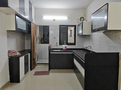 Kitchen Image of 1650 Sq.ft 3 BHK Apartment / Flat for rent in Samanvay Saptarshi, Manjalpur Vadodara for Rs. 25000