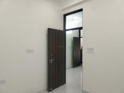 Bedroom Image of 750 Sq.ft 2 BHK Apartment / Flat for sale in Kambakshpur Noida for Rs. 3083400