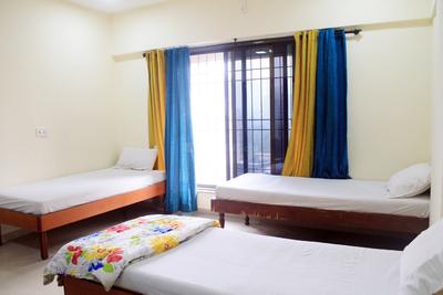 Bedroom Image of Sankalp Vigneshwar CHS LTD - Girls PG in Malad East, Mumbai