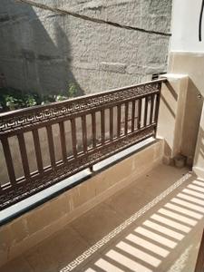 Balcony Image of 900 Sq.ft 2 BHK Apartment / Flat for sale in Sector 73 Noida for Rs. 3350000