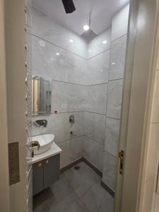 Bathroom Image of 500 Sq.ft 1 BHK Builder Floor for rent in Ramesh Nagar New Delhi for Rs. 23500
