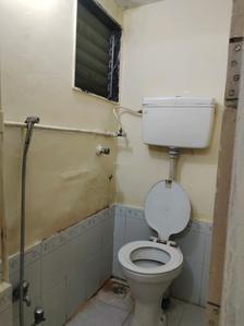 Common Bathroom Two Image of 370 Sq.ft 1 BHK Apartment / Flat for sale in Saptarshi Towers, Kandivali West Mumbai for Rs. 6800000