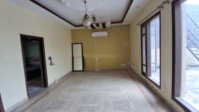 Balcony Image of 7000 Sq.ft 7 BHK Independent House for rent in Sliver Silver City Greens, Nabha Zirakpur for Rs. 125000