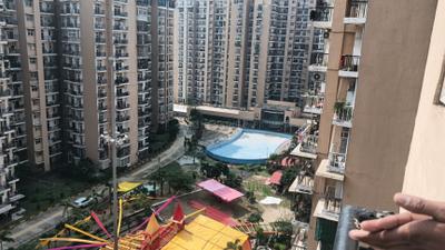 Bedroom Image of 1300 Sq.ft 3 BHK Apartment / Flat for rent in Amrapali Zodiac, Sector 120 Noida for Rs. 30000