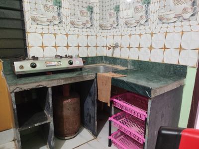 Kitchen Image of 470 Sq.ft 1 BHK Apartment / Flat for rent in Airport Gate no. 1 Kolkata for Rs. 12500
