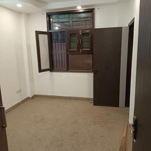 Bedroom Image of 950 Sq.ft 3 BHK Builder Floor for sale in Pitampura New Delhi for Rs. 15000000