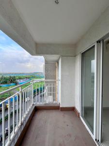 Balcony Image of 900 Sq.ft 2 BHK Apartment / Flat for sale in Lodha Amara, Kolshet Thane for Rs. 14500000