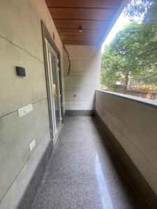 Balcony Image of 1440 Sq.ft 3 BHK Builder Floor for sale in Mukherjee Nagar New Delhi for Rs. 27000000