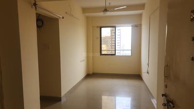 Living Room Image of 1060 Sq.ft 1.5 BHK Apartment / Flat for rent in Nagpada Mumbai for Rs. 75000