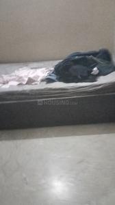 Bedroom Image of 540 Sq.ft 2 BHK Builder Floor for sale in Laxmi Nagar New Delhi for Rs. 3000000