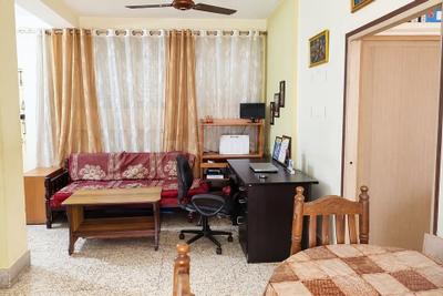 Living Room Image of 684 Sq.ft 2 BHK Apartment / Flat for sale in Haltu Kolkata for Rs. 3200000