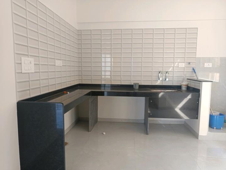 Nyati Exuberance II Main Image 1