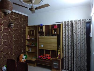 Hall Image of 950 Sq.ft 2.5 BHK Apartment / Flat for rent in Express Zenith, Sector 77 Noida for Rs. 28000