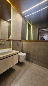 Bathroom Image of 4054 Sq.ft 4.5 BHK Apartment / Flat for sale in Sector 88 Mohali for Rs. 35270000